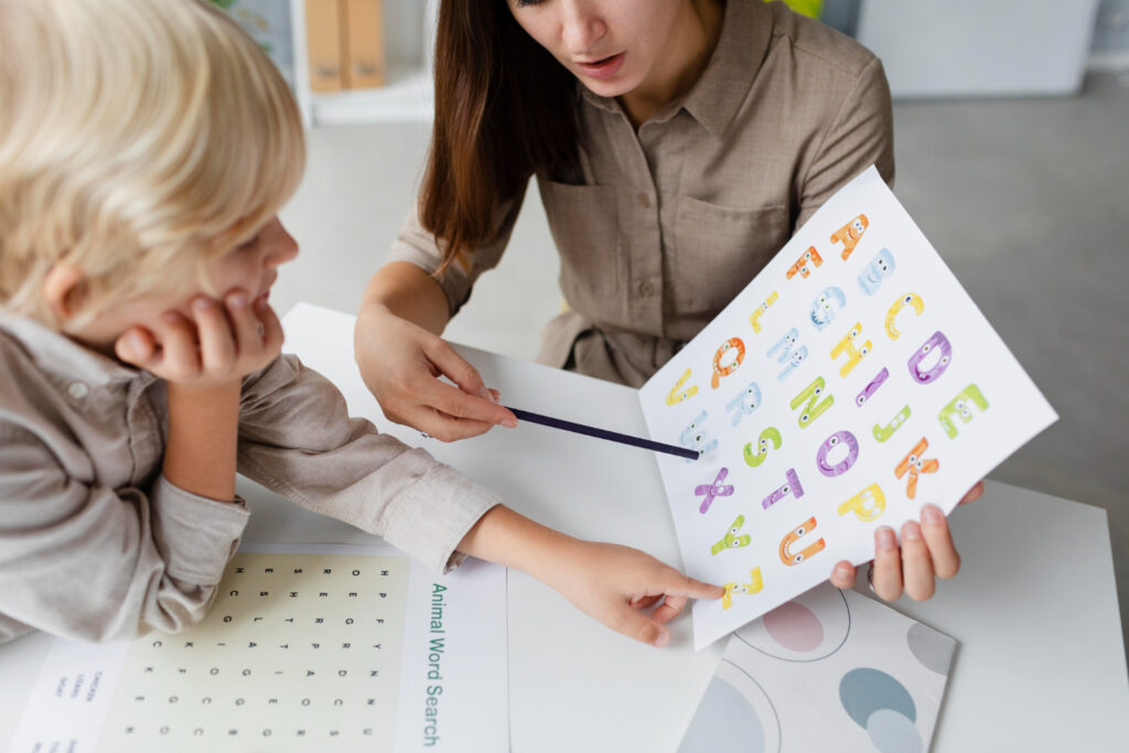 señales de dificultar para hablar en niños